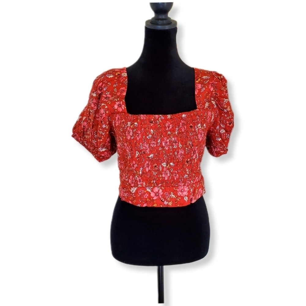 NWT Band of the Free Joelle Crimson Floral Smocked Crop Top Sz L